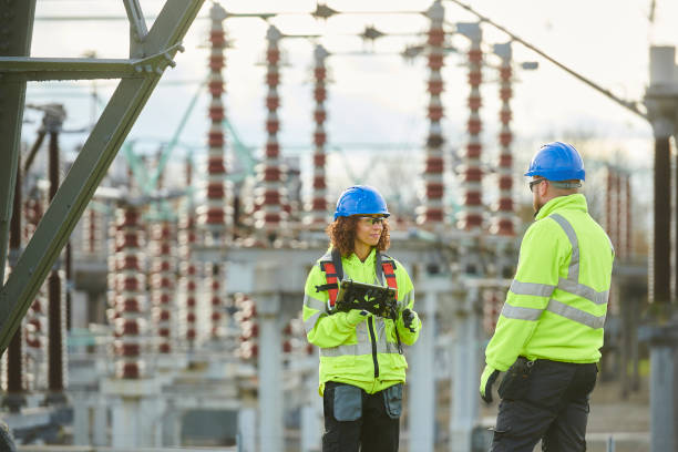 Best Licensed Electrician  in Bell, CA